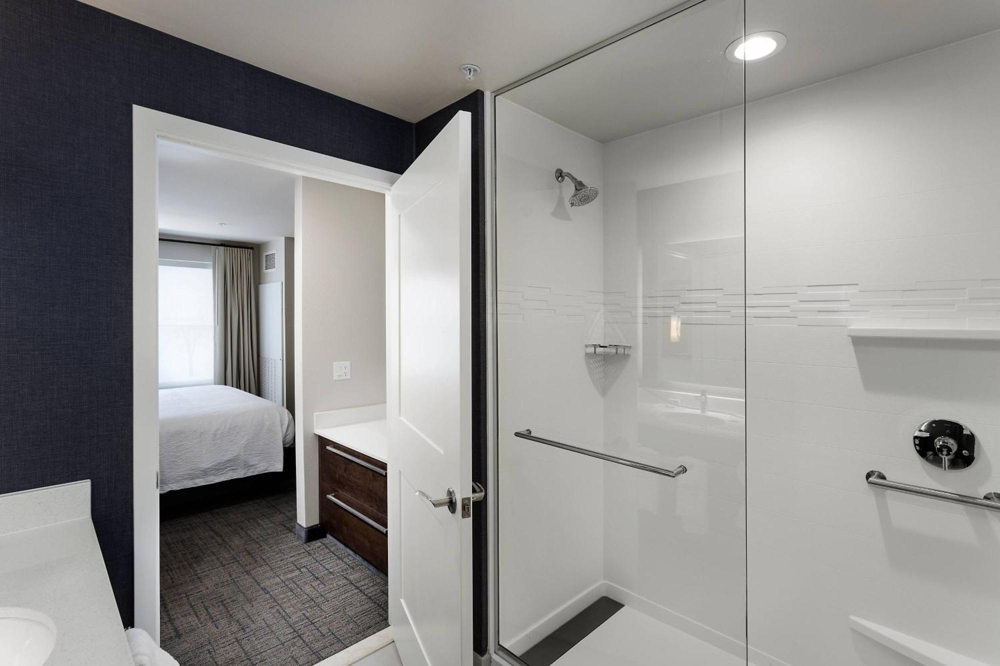 Residence Inn By Marriott Milwaukee Brookfield Eksteriør billede