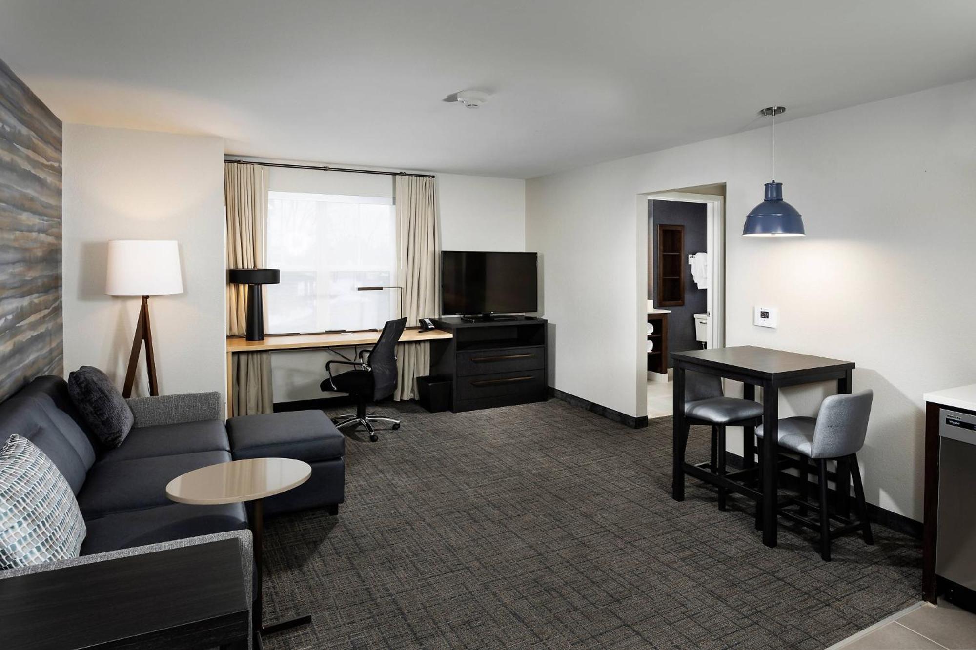 Residence Inn By Marriott Milwaukee Brookfield Eksteriør billede